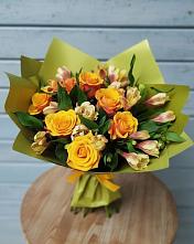 Букет цветов из:  Альстромерии и Розы в Синегорском