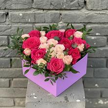Цветочная композиция из Розы в коробке в Синегорском