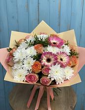 Букет цветов из:  Розы, Герберы и Хризантемы #REPLACE_PRED# Синегорском