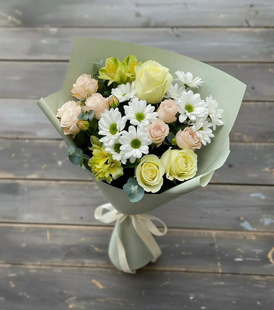 Букет цветов из: Альстромерии, Розы и Хризантемы в Синегорском