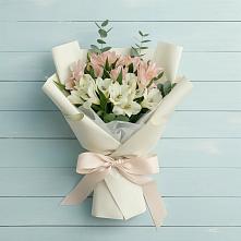 Букет цветов из:  Альстромерии в Синегорском