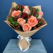 Букет цветов из:  Розы и Альстромерии в Синегорском