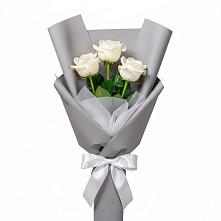 Букет 3 белые розы #REPLACE_PRED# Синегорском