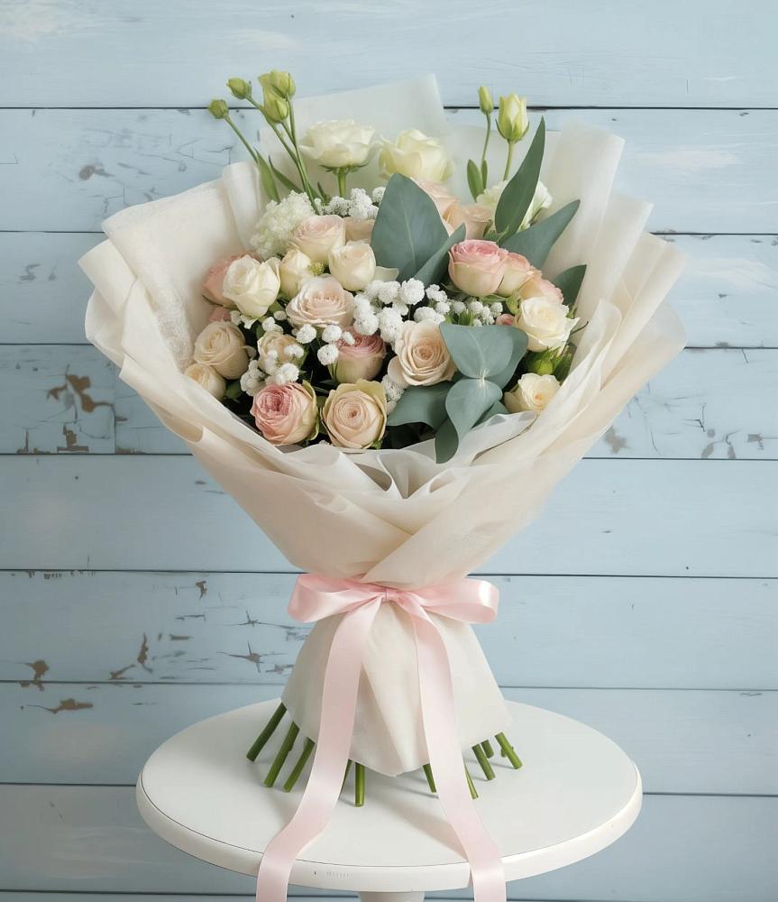 Букет цветов из: Розы и Лизиантусы в Синегорском