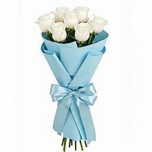 Букет 7 белых роз Проуд в Синегорском