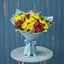 Букет цветов из:  Альстромерии и Хризантемы в Синегорском