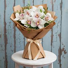 Букет цветов из:  Орхидеи и Розы в Синегорском